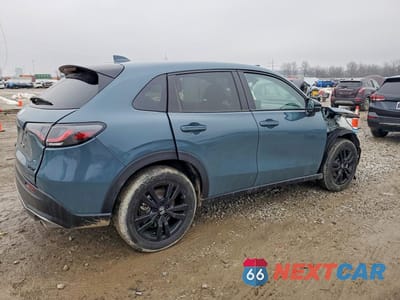 Trzecie zdjęcie samochodu z tyłu: 2026 HONDA HR-V SPORT VIN:3CZRZ2H55TM705137 - miniatura