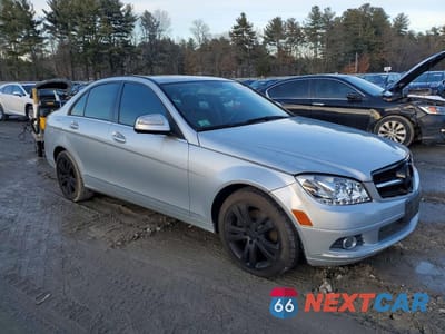 Czwarte zdjęcie samochodu z boku: 2008 MERCEDES-BENZ C 300 4MATIC VIN:WDDGF81X98F093266 - miniatura