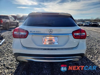 Zdjęcie 6 z 12 samochodu: 2017 MERCEDES-BENZ GLA 250 VIN:WDCTG4EB3HJ340902 - miniatura