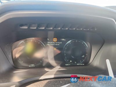 Zdjęcie 9 z 13 samochodu: 2018 VOLVO XC90 T6 VIN:YV4A22PKXJ1210843 - miniatura