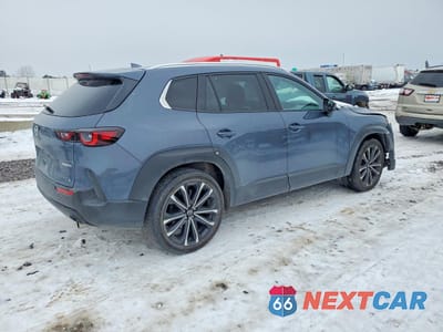 Trzecie zdjęcie samochodu z tyłu: 2024 MAZDA CX-50 PREMIUM PLUS VIN:7MMVABEM7RN193967 - miniatura