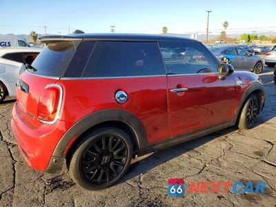 Trzecie zdjęcie samochodu z tyłu: 2017 MINI COOPER S VIN:WMWXP7C3XH2A45973 - miniatura