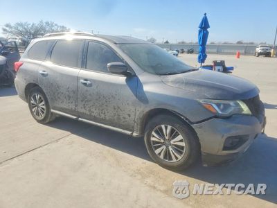 Czwarte zdjęcie samochodu z boku: 2018 NISSAN PATHFINDER S VIN:5N1DR2MM0JC660860 - miniatura