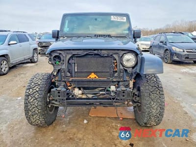 Piąte zdjęcie samochodu w środku: 2017 JEEP WRANGLER UNLIMITED RUBICON VIN:1C4HJWFG6HL507759 - miniatura