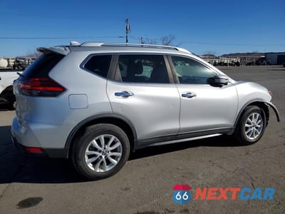 Trzecie zdjęcie samochodu z tyłu: 2017 NISSAN ROGUE S VIN:KNMAT2MT7HP616244 - miniatura
