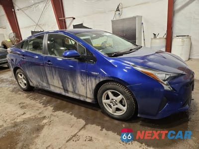 Czwarte zdjęcie samochodu z boku: 2018 TOYOTA PRIUS VIN:JTDKBRFU9J3603157 - miniatura
