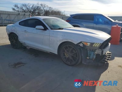 Czwarte zdjęcie samochodu z boku: 2016 FORD MUSTANG VIN:1FA6P8AM8G5229762 - miniatura