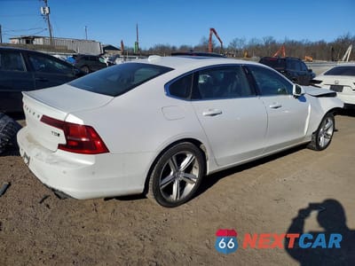 Trzecie zdjęcie samochodu z tyłu: 2018 VOLVO S90 T5 MOMENTUM VIN:LVY982MK2JP035289 - miniatura