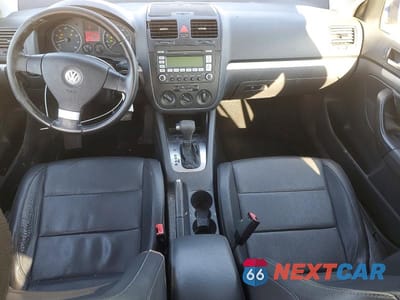 Zdjęcie 8 z 12 samochodu: 2009 VOLKSWAGEN JETTA SE VIN:3VWPM71K09M264337 - miniatura