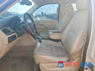 Zdjęcie 7 z 12 samochodu: 2008 CADILLAC ESCALADE ESV VIN:1GYFK66878R271742 - miniatura
