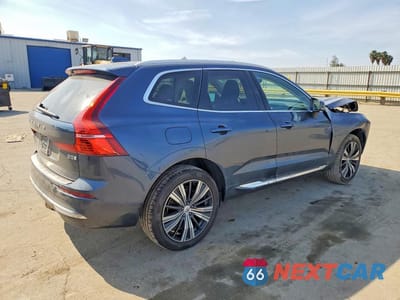 Trzecie zdjęcie samochodu z tyłu: 2023 VOLVO XC60 PLUS VIN:YV4L12DN3P1204501 - miniatura