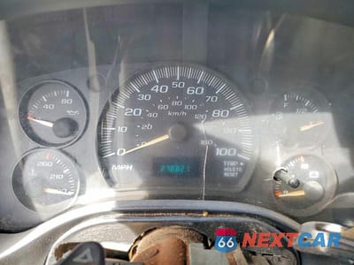 Zdjęcie 9 z 12 samochodu: 2004 CHEVROLET EXPRESS G3500 VIN:1GCHG35U741246667 - miniatura