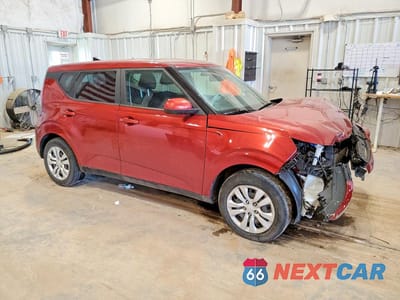 Czwarte zdjęcie samochodu z boku: 2023 KIA SOUL LX VIN:KNDJ23AU5P7848880 - miniatura