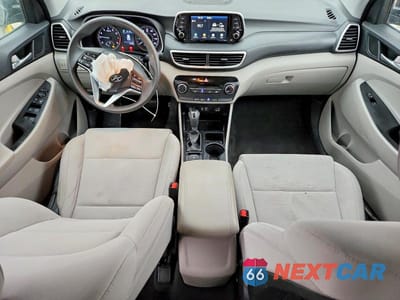 Zdjęcie 8 z 13 samochodu: 2019 HYUNDAI TUCSON SE VIN:KM8J2CA48KU007819 - miniatura