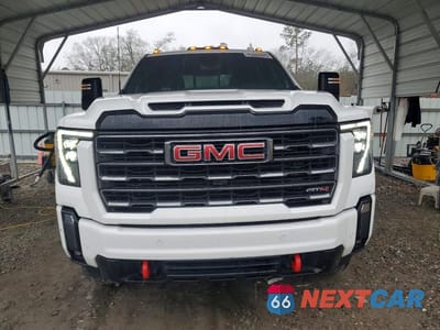 Piąte zdjęcie samochodu w środku: 2024 GMC SIERRA K2500 AT4 VIN:1GT49PEY5RF210683 - miniatura