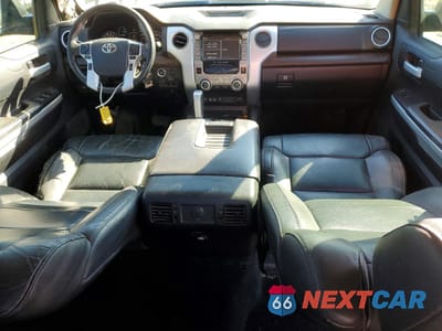 Zdjęcie 8 z 15 samochodu: 2020 TOYOTA TUNDRA VIN:5TFFY5F17LX263940 - miniatura