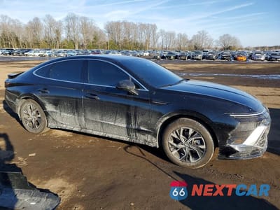 Czwarte zdjęcie samochodu z boku: 2025 HYUNDAI SONATA SEL VIN:KMHL64JA3SA516808 - miniatura