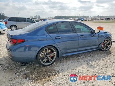 Trzecie zdjęcie samochodu z tyłu: 2023 BMW M550XI VIN:WBA13BK09PCM32189 - miniatura