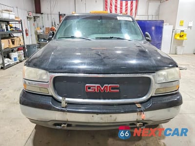 Piąte zdjęcie samochodu w środku: 2001 GMC SIERRA K1500 HEAVY DUTY VIN:1GTGK13U81F207151 - miniatura