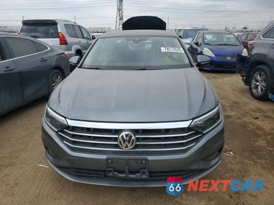 Piąte zdjęcie samochodu w środku: 2021 VOLKSWAGEN JETTA SEL PREMIUM VIN:3VWG57BU4MM069153 - miniatura