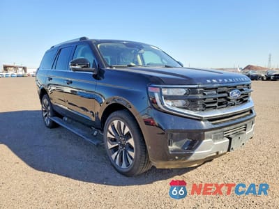 Czwarte zdjęcie samochodu z boku: 2025 FORD EXPEDITION PLATINUM VIN:1FMJU1M8XSEA37234 - miniatura