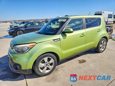 2017 KIA SOUL BASE KNDJN2A2XH7881567 - główne zdjęcie licytacji z USA - miniatura