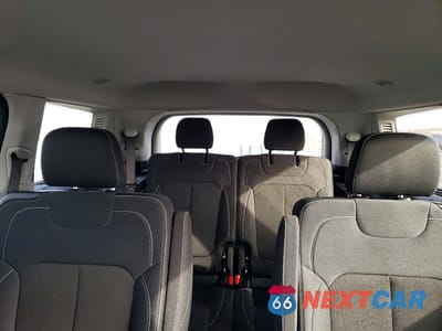 Zdjęcie 10 z 13 samochodu: 2023 JEEP GRAND CHEROKEE L LAREDO VIN:1C4RJKAG0P8809814 - miniatura