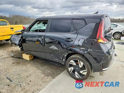 Drugie zdjęcie samochodu z przodu: 2023 KIA SOUL GT-LINE VIN:KNDJ53AU9P7843396 - miniatura