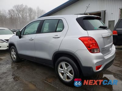 Drugie zdjęcie samochodu z przodu: 2018 CHEVROLET TRAX LS VIN:3GNCJNSB7JL387423 - miniatura