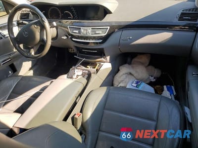 Zdjęcie 8 z 11 samochodu: 2008 MERCEDES-BENZ S 63 AMG VIN:WDDNG77X28A148885 - miniatura