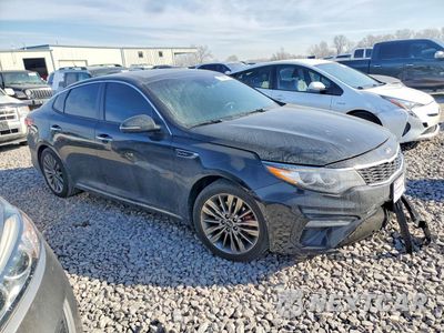 Czwarte zdjęcie samochodu z boku: 2019 KIA OPTIMA SXL VIN:5XXGV4L24KG333923 - miniatura