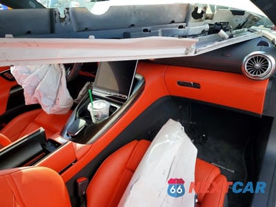 Zdjęcie 8 z 11 samochodu: 2023 MERCEDES-BENZ SL 43 AMG VIN:W1KVK5AB1PF017867 - miniatura