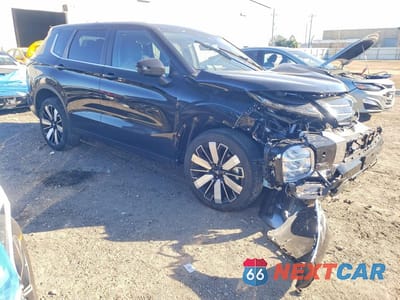 Czwarte zdjęcie samochodu z boku: 2025 MITSUBISHI OUTLANDER SE VIN:JA4J4VA81SZ046116 - miniatura