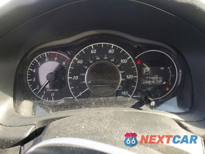 Zdjęcie 9 z 12 samochodu: 2017 NISS VERSA NOTE VIN:3N1CE2CP7HL359947 - miniatura