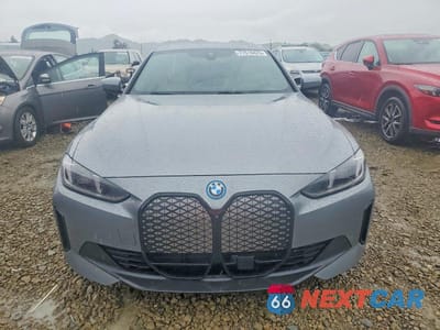 Piąte zdjęcie samochodu w środku: 2025 BMW I4 EDRIVE 40 VIN:WBY23HD08SFU36960 - miniatura