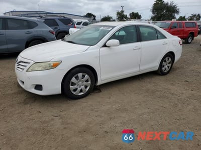2011 TOYOTA CAMRY BASE 4T4BF3EK9BR103028 - główne zdjęcie licytacji z USA - miniatura