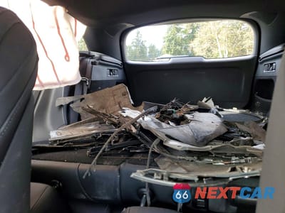 Zdjęcie 10 z 14 samochodu: 2025 MERCEDES-BENZ GLC 300 4MATIC VIN:W1NKM4HB4SU080918 - miniatura