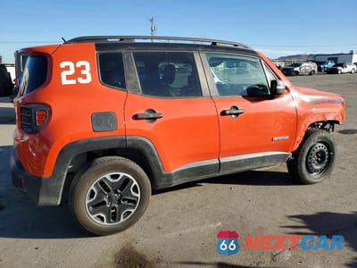 Trzecie zdjęcie samochodu z tyłu: 2017 JEEP RENEGADE TRAILHAWK VIN:ZACCJBCB4HPE76647 - miniatura
