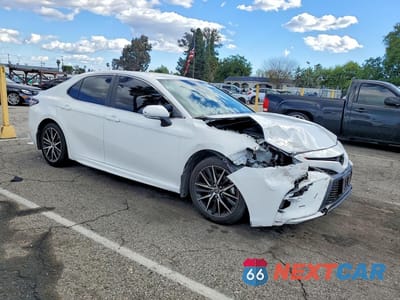 Czwarte zdjęcie samochodu z boku: 2023 TOYOTA CAMRY SE NIGHT SHADE VIN:4T1G11AK8PU150258 - miniatura