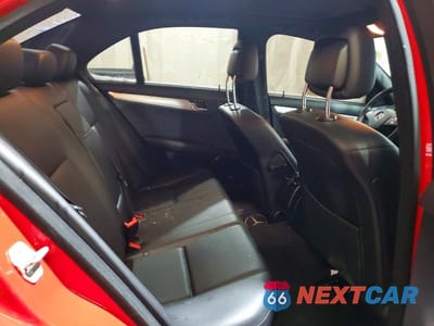 Zdjęcie 10 z 12 samochodu: 2009 MERCEDES-BENZ C 300 4MATIC VIN:WDDGF81X19R050511 - miniatura