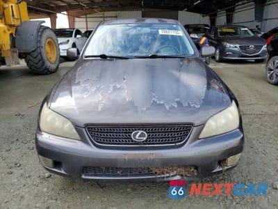 Piąte zdjęcie samochodu w środku: 2004 LEXUS IS 300 BASE VIN:JTHBD192740093109 - miniatura
