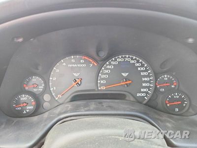Zdjęcie 9 z 12 samochodu: 2004 CHEVROLET CORVETTE VIN:1G1YY22G445132830 - miniatura