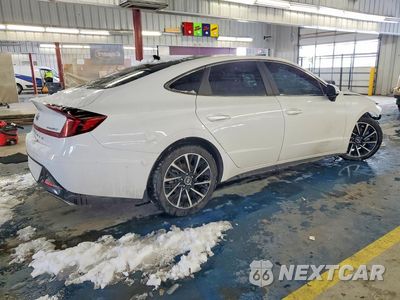 Trzecie zdjęcie samochodu z tyłu: 2021 HYUNDAI SONATA LIMITED VIN:5NPEH4J22MH077998 - miniatura