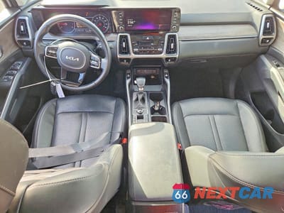 Zdjęcie 8 z 11 samochodu: 2022 KIA SORENTO EX VIN:5XYRH4LF0NG160436 - miniatura