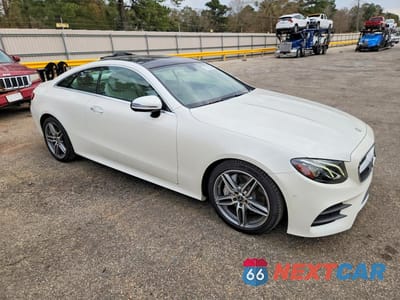 Czwarte zdjęcie samochodu z boku: 2018 MERCEDES-BENZ E 400 VIN:WDD1J6FBXJF025246 - miniatura