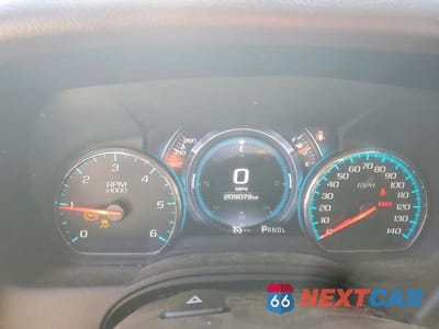 Zdjęcie 9 z 12 samochodu: 2017 CHEVROLET TAHOE C1500 LT VIN:1GNSCBKC6HR386151 - miniatura