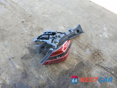 Zdjęcie 12 z 12 samochodu: 2025 GENESIS G70 2.5T SPORT PRESTIGE VIN:KMTG34SC7SU146493 - miniatura