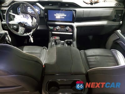 Zdjęcie 8 z 13 samochodu: 2023 GMC SIERRA K1500 AT4X VIN:3GTUUFEL2PG360159 - miniatura
