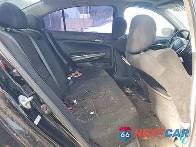 Zdjęcie 10 z 12 samochodu: 2010 HONDA ACCORD VIN:1HGCP2F73AA156085 - miniatura