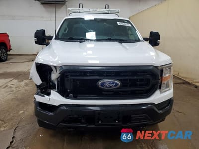 Piąte zdjęcie samochodu w środku: 2021 FORD F150 SUPER CAB VIN:1FTEX1EP8MKF02911 - miniatura